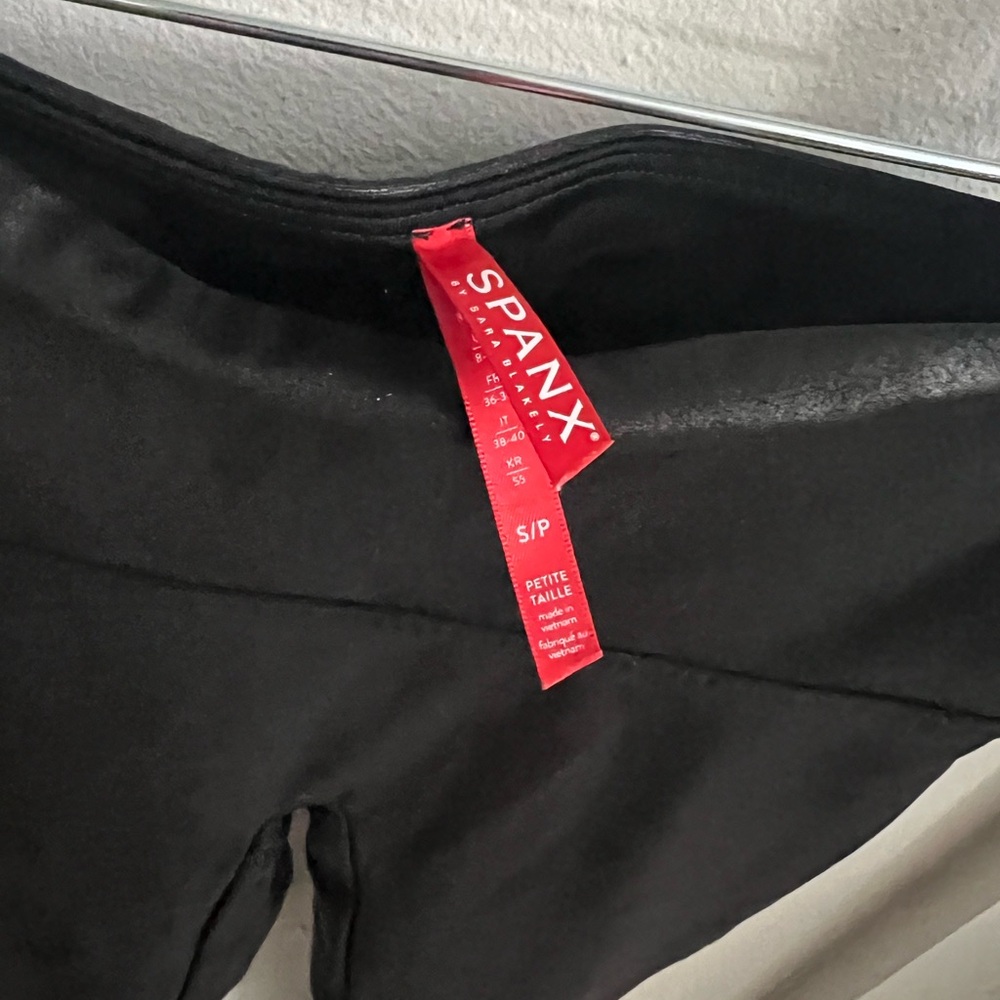 SPANX Faux Leather Leggings sz S